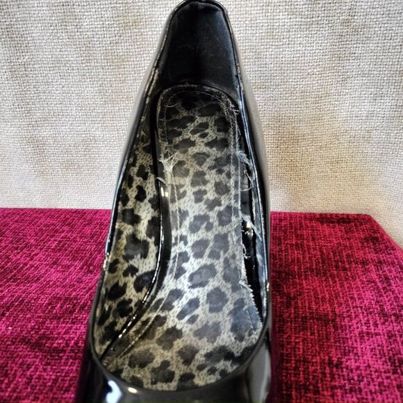 Aldo Black Glossy Patent Leather Pointed Toe Pumps Size 7 - Picture 7 of 7